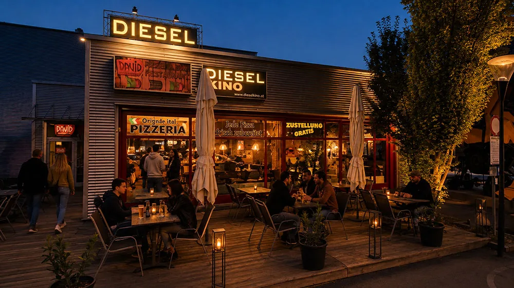 Dieselkino Leibnitz bei Dämmerung mit Terrasse